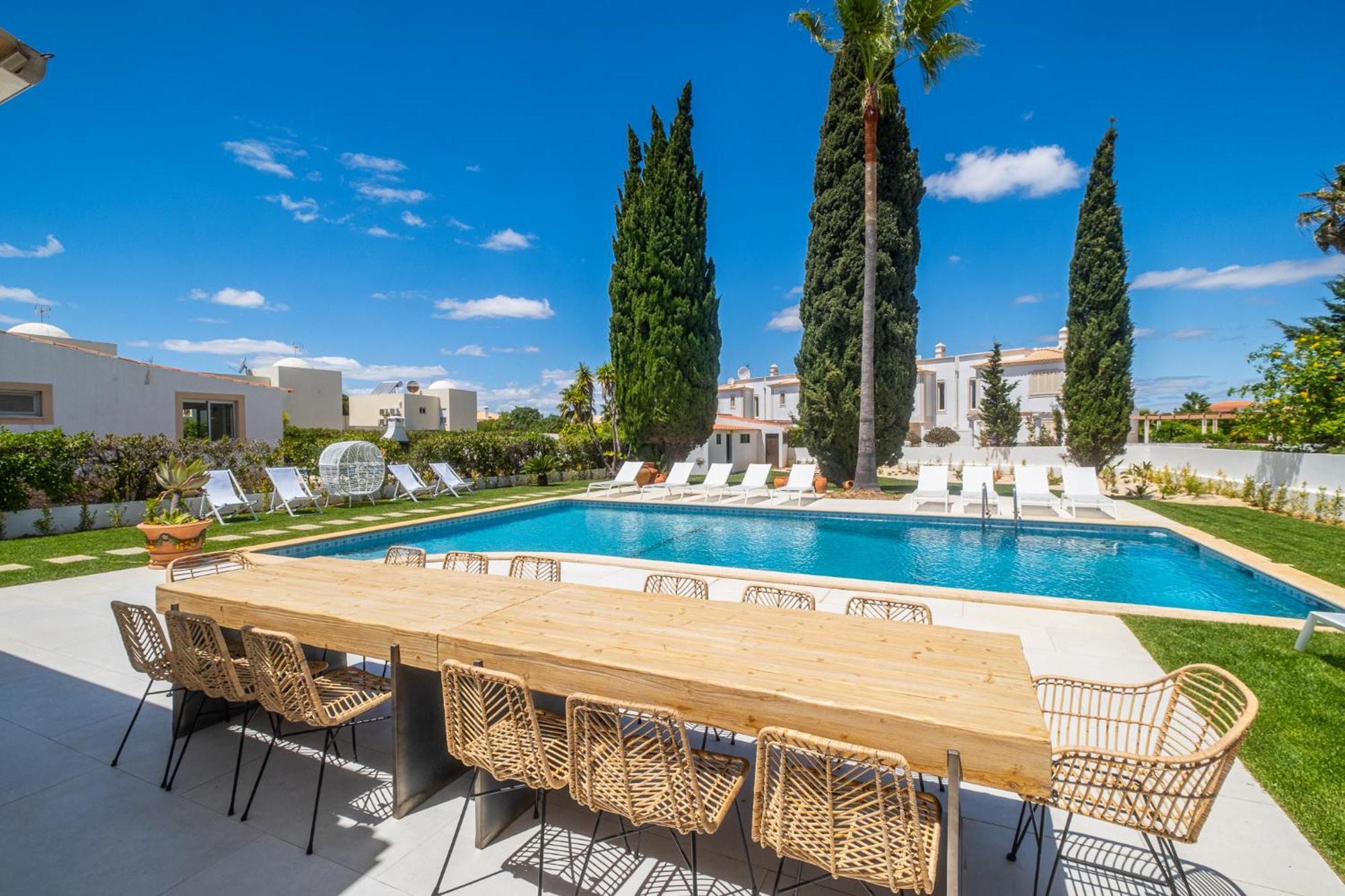 Valbom Luxury Village *